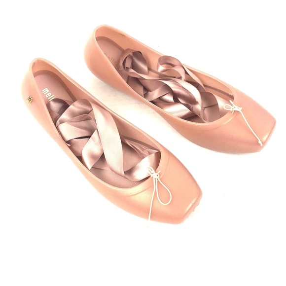 womens tie up flats